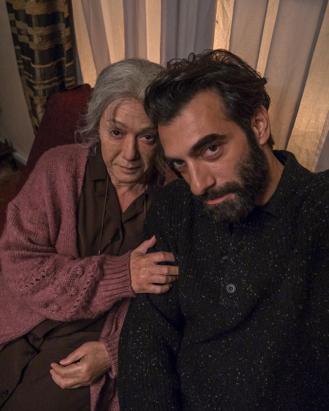 Bennu Yıldırımlar Arak dizisindeki rolü için 25 yıllık makyaj yaptı