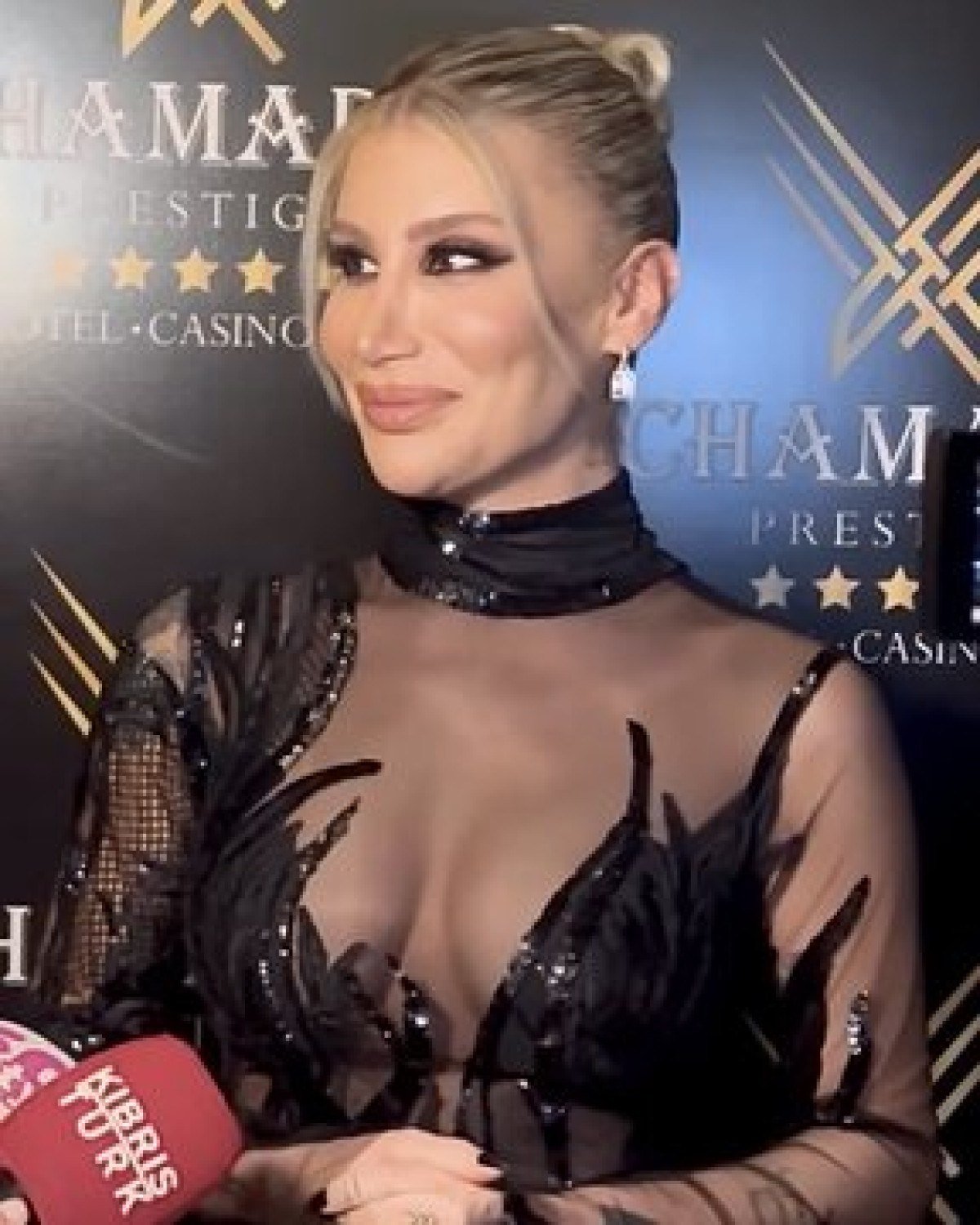 İrem Derici, meslektaşı Murat Boz’u övdü!