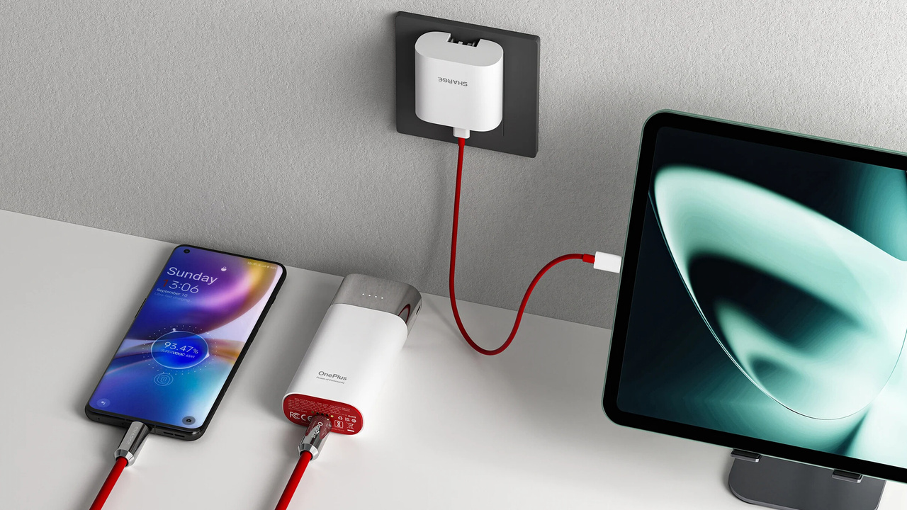 OnePlus’un Yenilikçi Taşınabilir Şarj Cihazı: Sharge Pouch