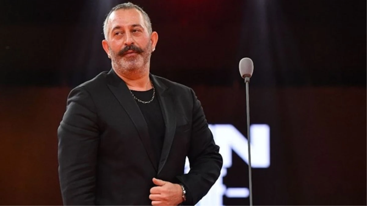 Cem Yılmaz CMXXIV biletlerinin karaborsaya düşmesine kızdı