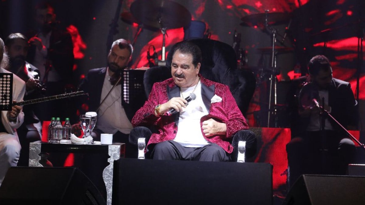 İbrahim Tatlıses’in duygulu anları, canlı yayında ağladı